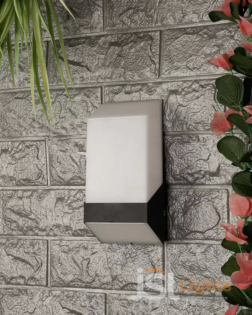 12W LX Black Outdoor Bulkhead Wall Decorative Light 379 Weather Proof Wall Lamp Lights