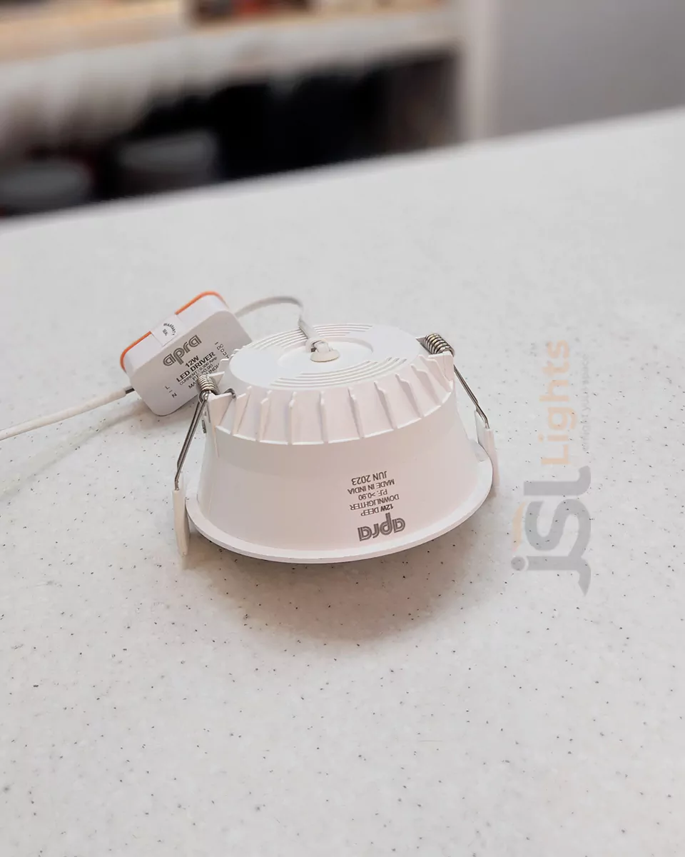 12W Apra White PVC Body Deep Recessed SMD Downlight 1005 for Home Ceiling Recessed Downlight