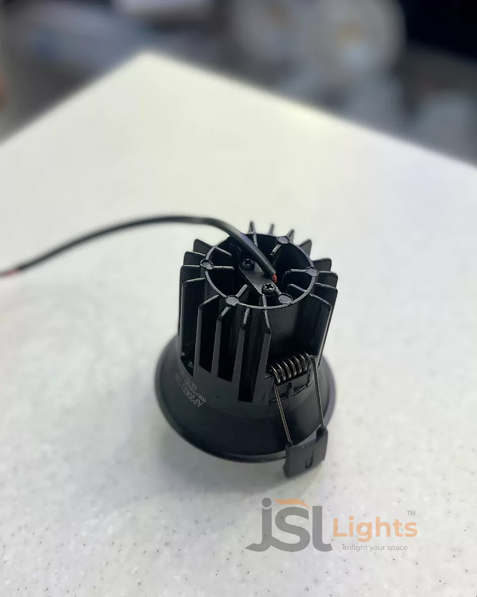 12W Black Body Deep Recessed Tunable COB Downlight 20623 Ceiling Spotlight with Silver Reflector