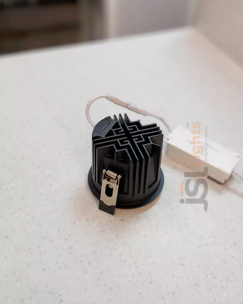 12W Black Deep Recessed COB Downlight 2058 Ceiling Spotlight with Perl Black Reflector and Driver