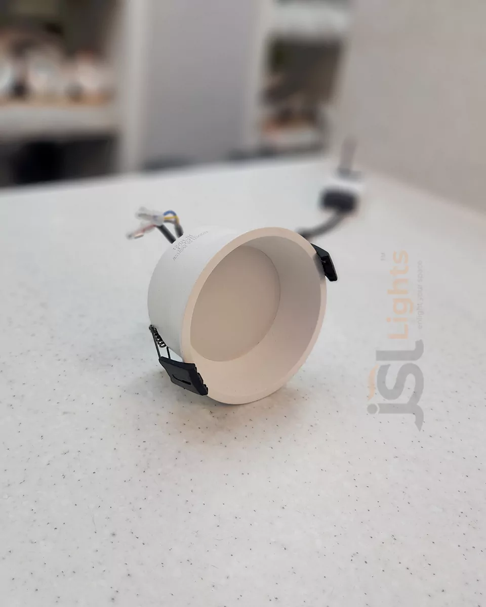 15W Apra 20621 DL Pro Deep Recessed Downlight for Indoor Ceiling White Recessed LED Downlight