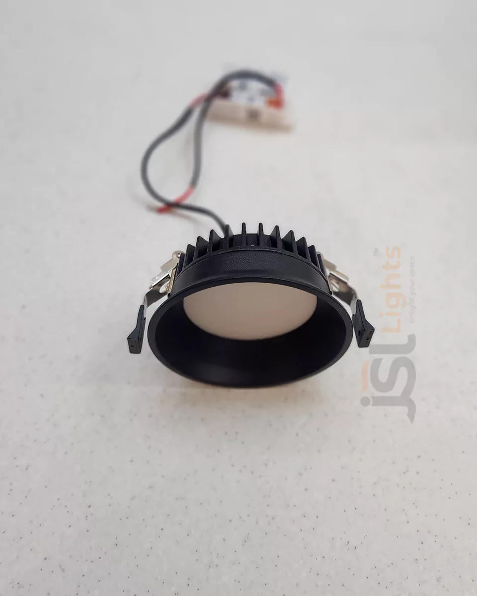 15W Apra Black Deep Recessed Downlight 20621 DL for Indoor Ceiling Recessed Downlight Aluminium Body