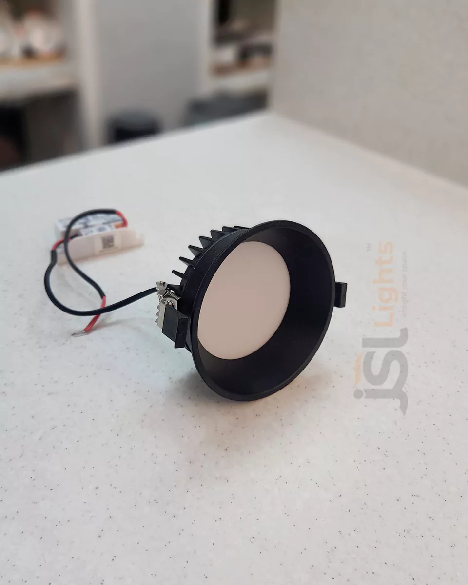 15W Apra Black Deep Recessed Downlight 20621 DL for Indoor Ceiling Recessed Downlight Aluminium Body