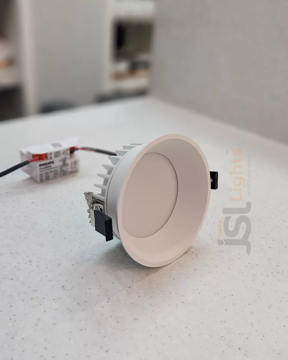 15W Apra White Deep Recessed Downlight 20621 DL for Indoor Ceiling Recessed Downlight Aluminium Body