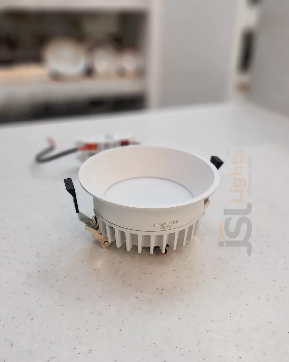 15W Apra White Deep Recessed Downlight 20621 DL for Indoor Ceiling Recessed Downlight Aluminium Body
