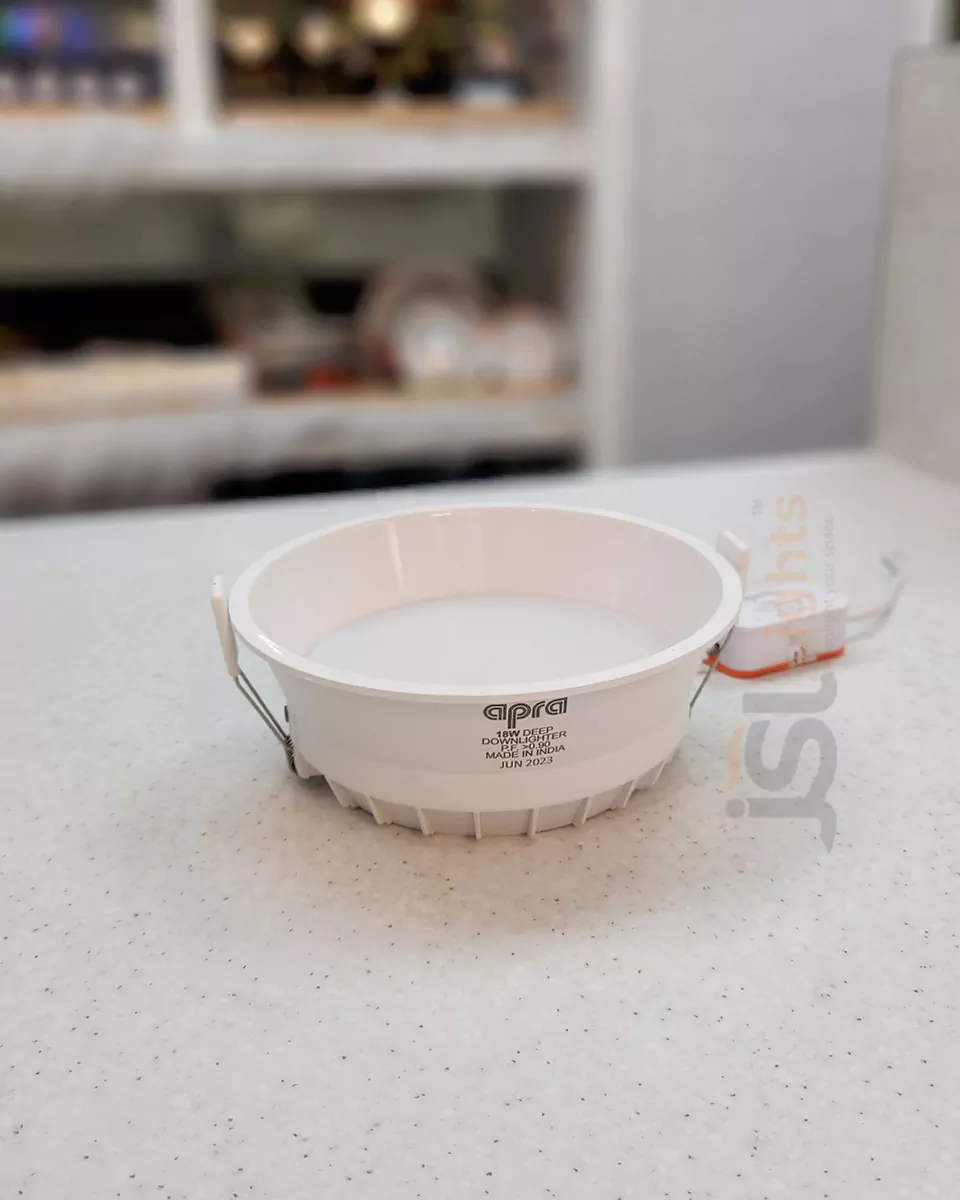 18W Apra White PVC Body Deep Recessed SMD Downlight 1005 for Home Ceiling Recessed Downlight