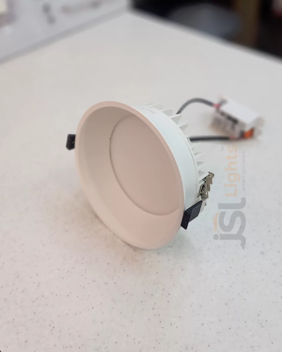 20W Apra White Deep Recessed Downlight 20621 DL for Indoor Ceiling Recessed Downlight Aluminium Body