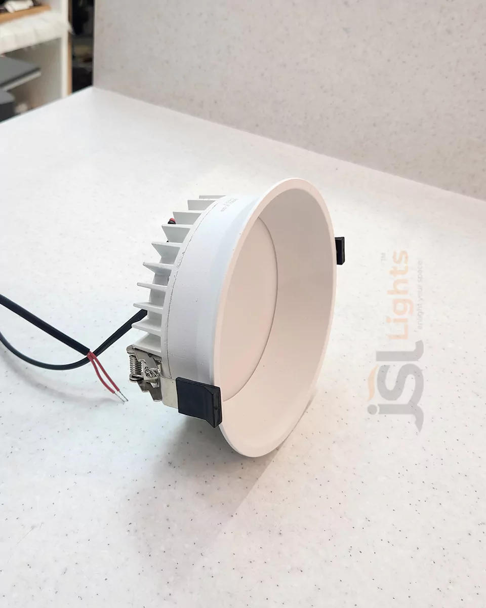 20W Apra White Deep Recessed Downlight 20621 DL for Indoor Ceiling Recessed Downlight Aluminium Body