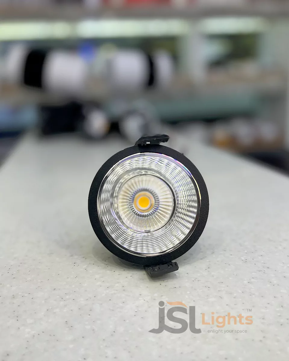 7W Black Body Deep Recessed Tunable COB Downlight 20623 Ceiling Spotlight with Silver Reflector