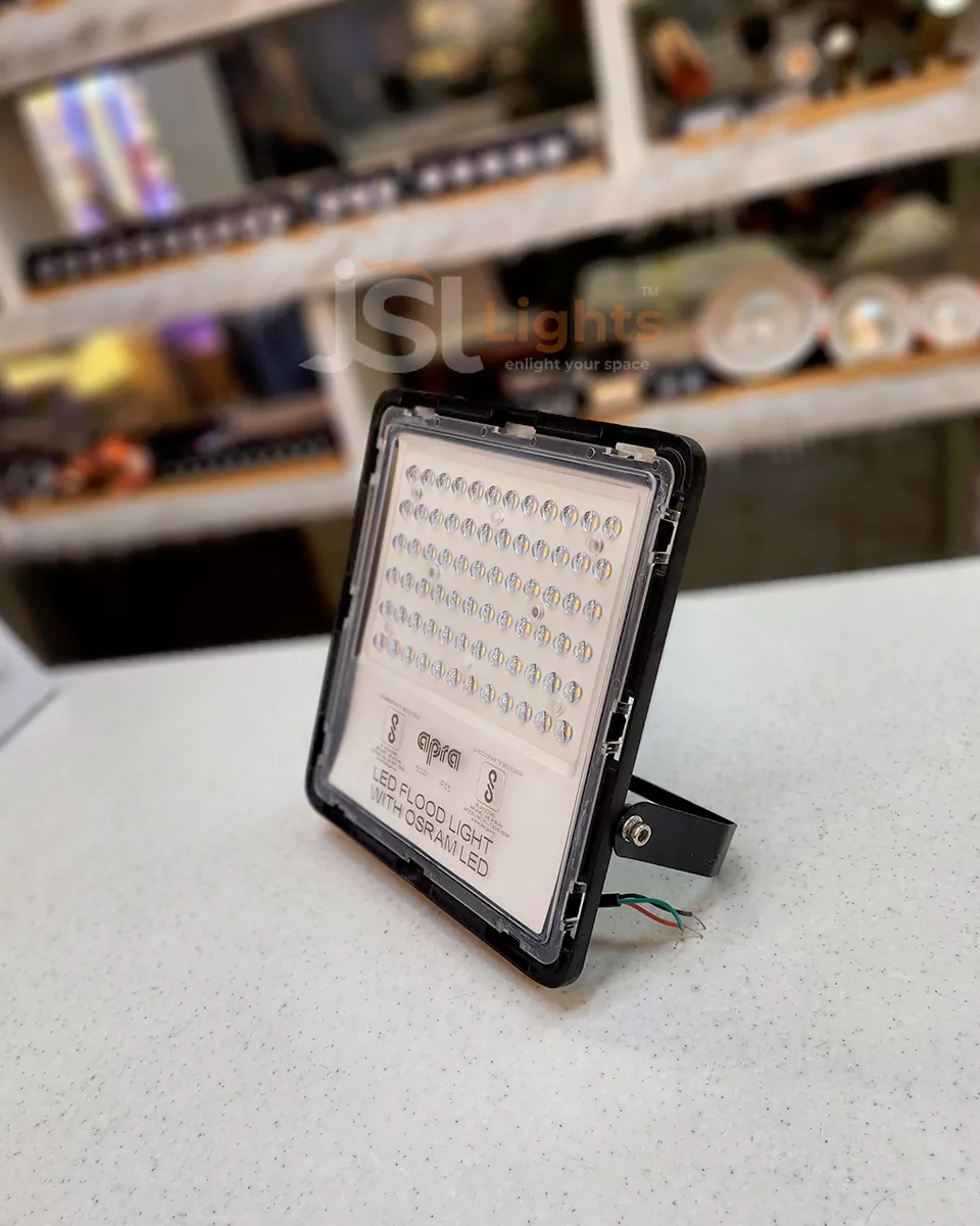 50W Apra Outdoor LED Flood Light Sonet Aluminium Body Waterproof Halogen Light for Factory Warehouse IP65