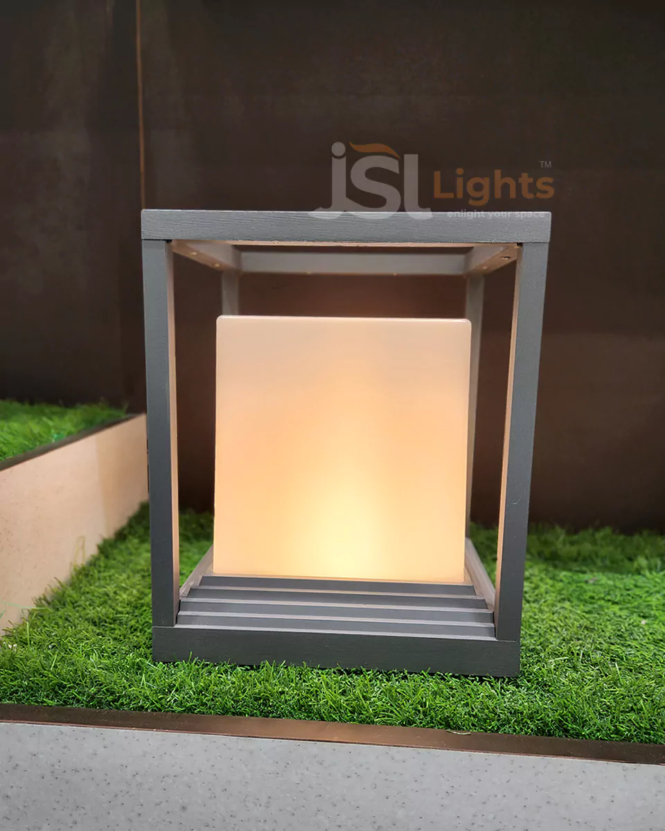 Square Outdoor LED Gate Light 3001 Large 12IN Pillar Post Light with E27 Holder Aluminium Body and PC Diffuser IP65