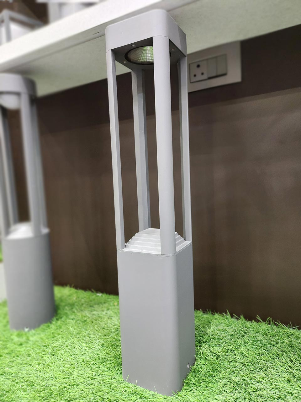 27" Outdoor Grey Round LED 12W Garden Bollard Light 2024 Aluminium Body Waterproof Pathway Light with Inbuild LED