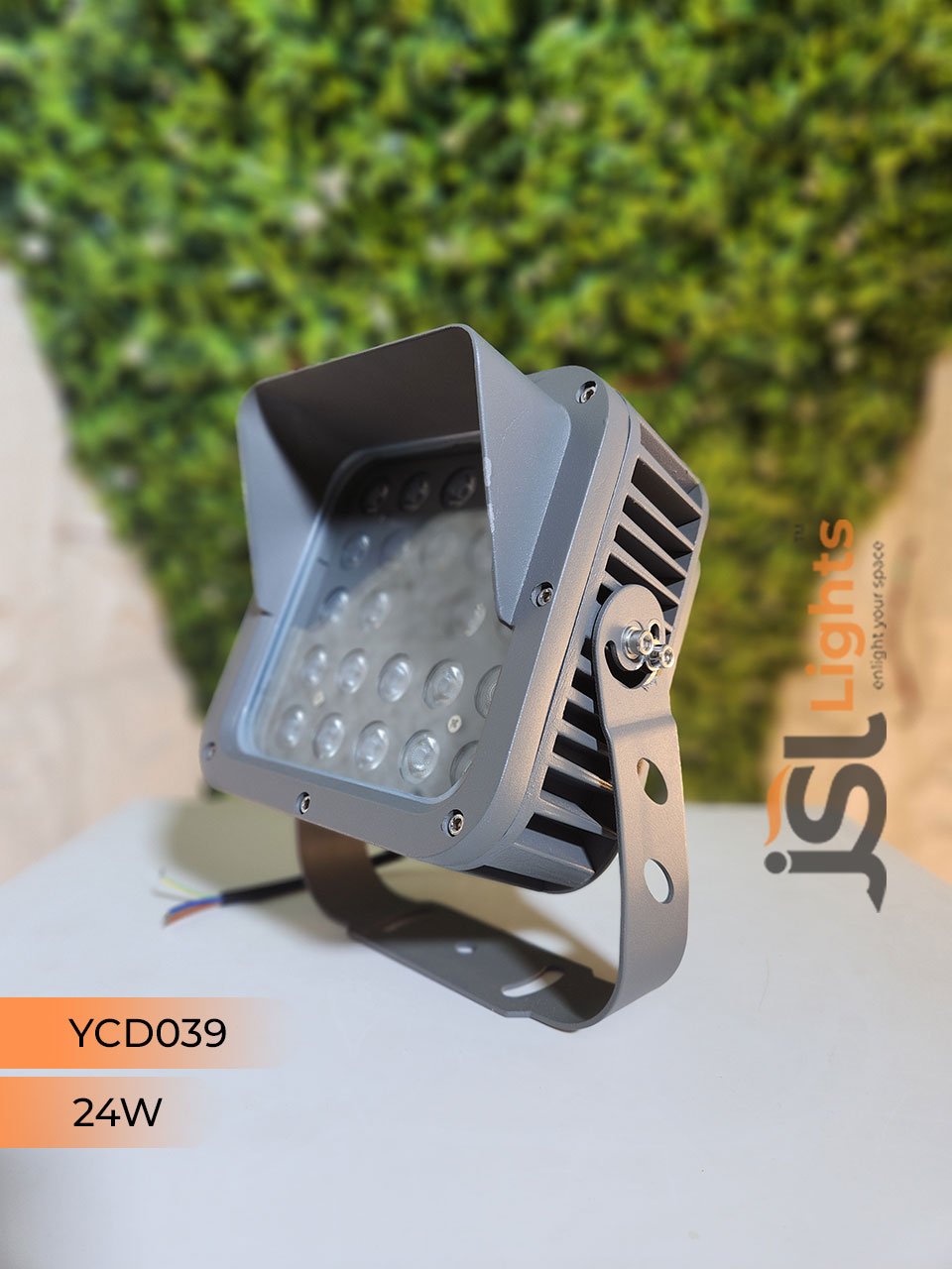 Apra 039 Outdoor Focus Light Waterproof Project Light with 24w LED
