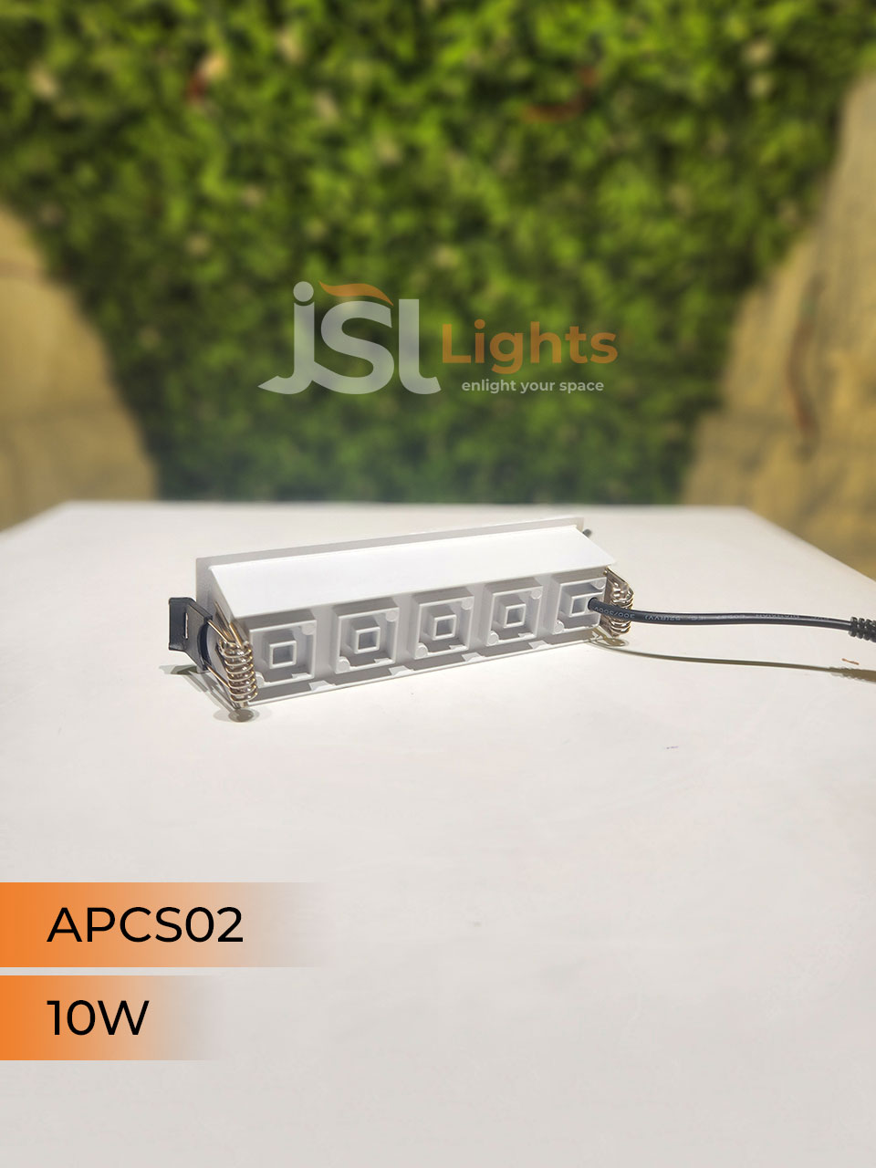 APCS 02 10W White Linea Recessed COB Spotlight with Apra Driver