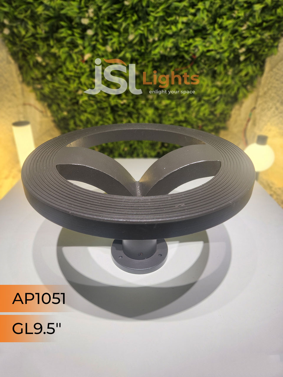 APRA 1051 Outdoor LED Gate Light Pillar Post Light with inbuild 45W LED Aluminium Body