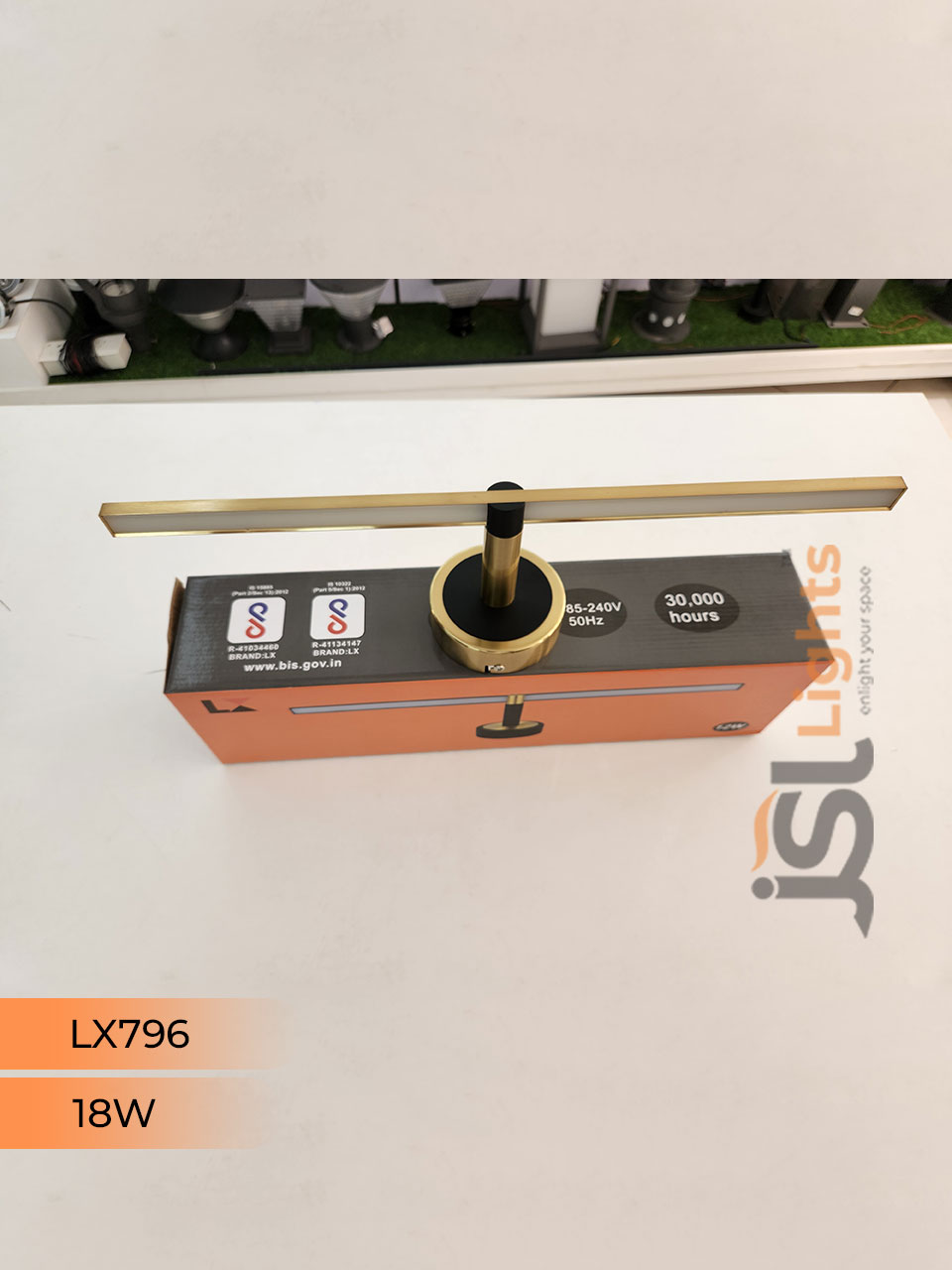 LX796 18W Gold Wall Mirror Light Wall Lamp Aluminium Body Picture Light
